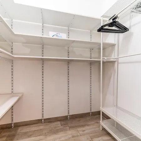 La Verriere - 6 Pers - Parking - Metro - Netflix - Wifi * Βιλνέβ ντ' Ασκ